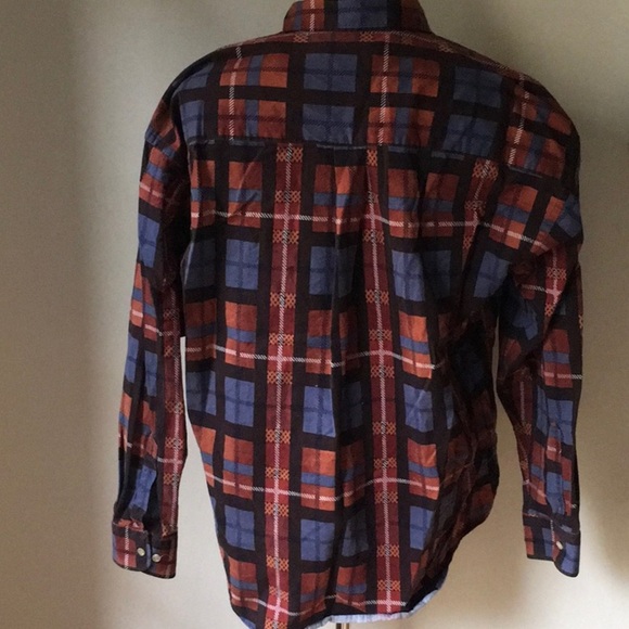 London Fog Long-Sleeve Button-Down Shirt in Multicolor Plaid Cotton (size XL) - Picture 4 of 6